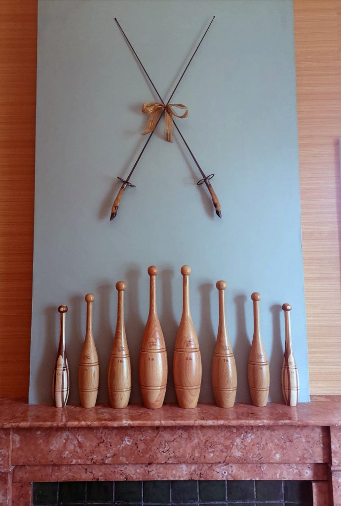 How to hang your swords – our indispensable guide to home